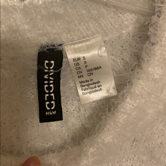 Sweater - Picture 3 of 3